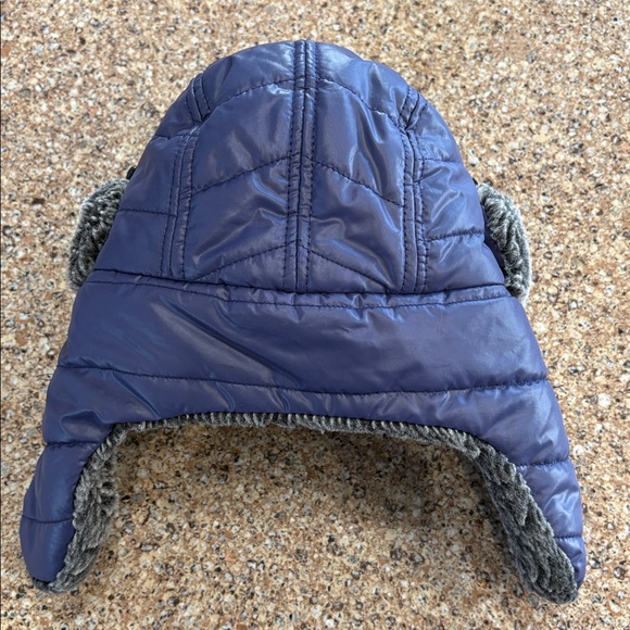 Kids Blue and Gray Trapper Hat GUC - Picture 2 of 3